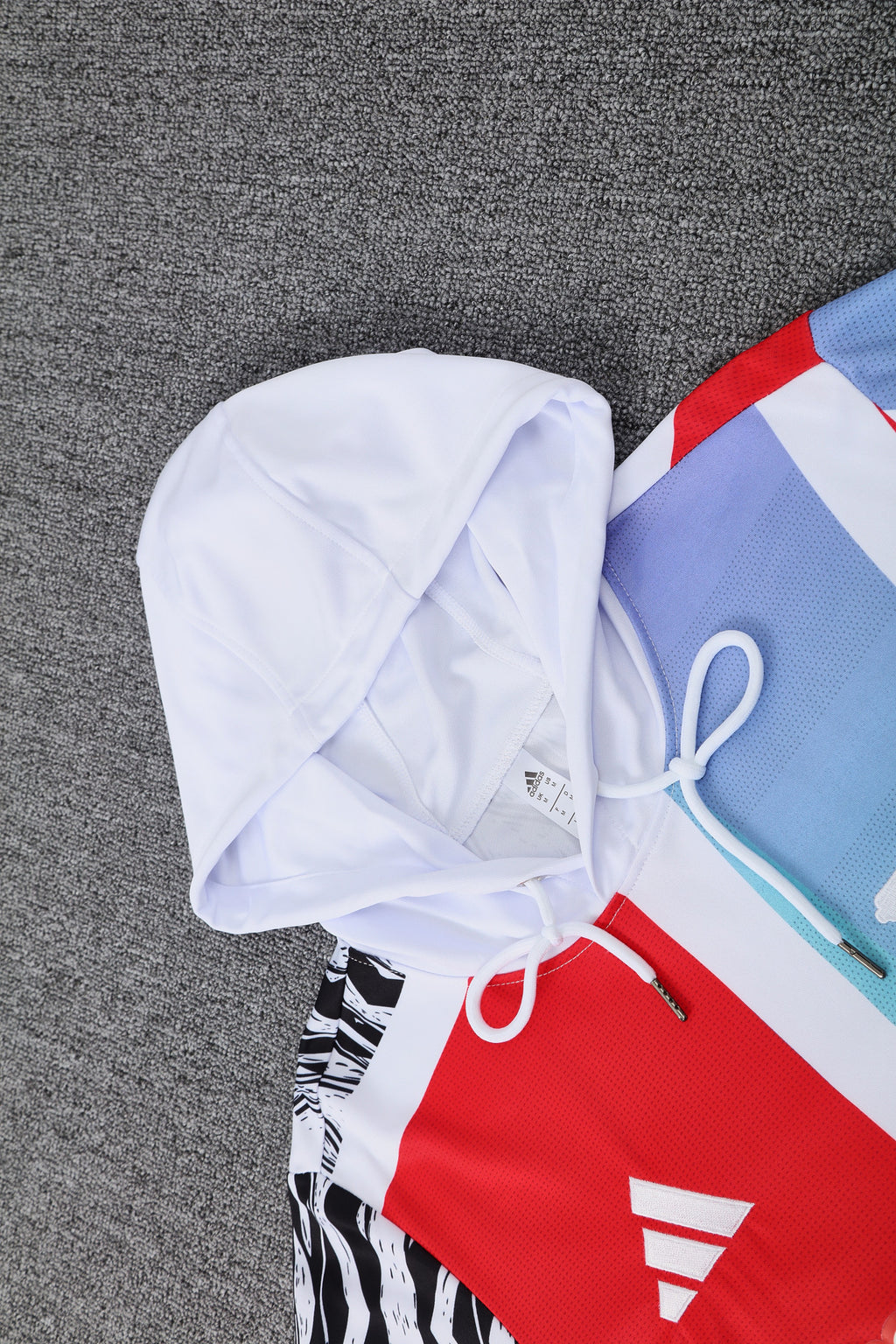 Arsenal 2025/26 Training Set – Colorblock Street-Style Vibe Edition