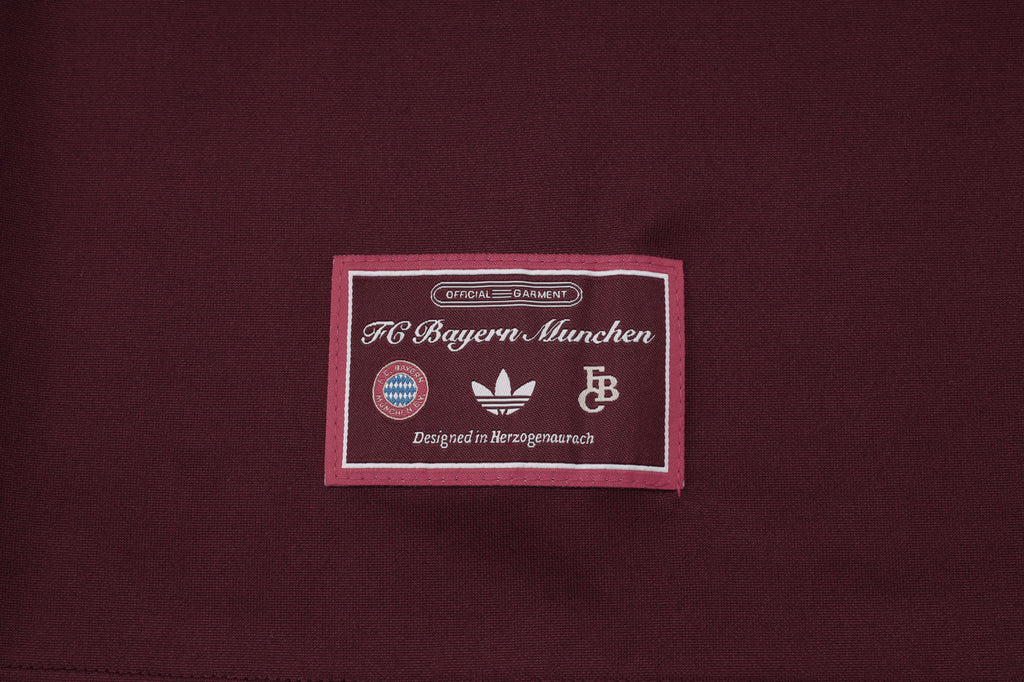 Bayern Munich 2025/26 Soccer Training Set – Heritage Maroon, Classic Adidas Spirit
