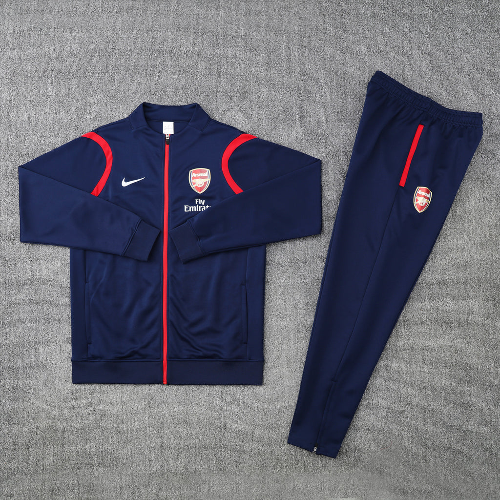 Arsenal 2025/26 Soccer Training Set – Emirates Era Returns in Navy & Red