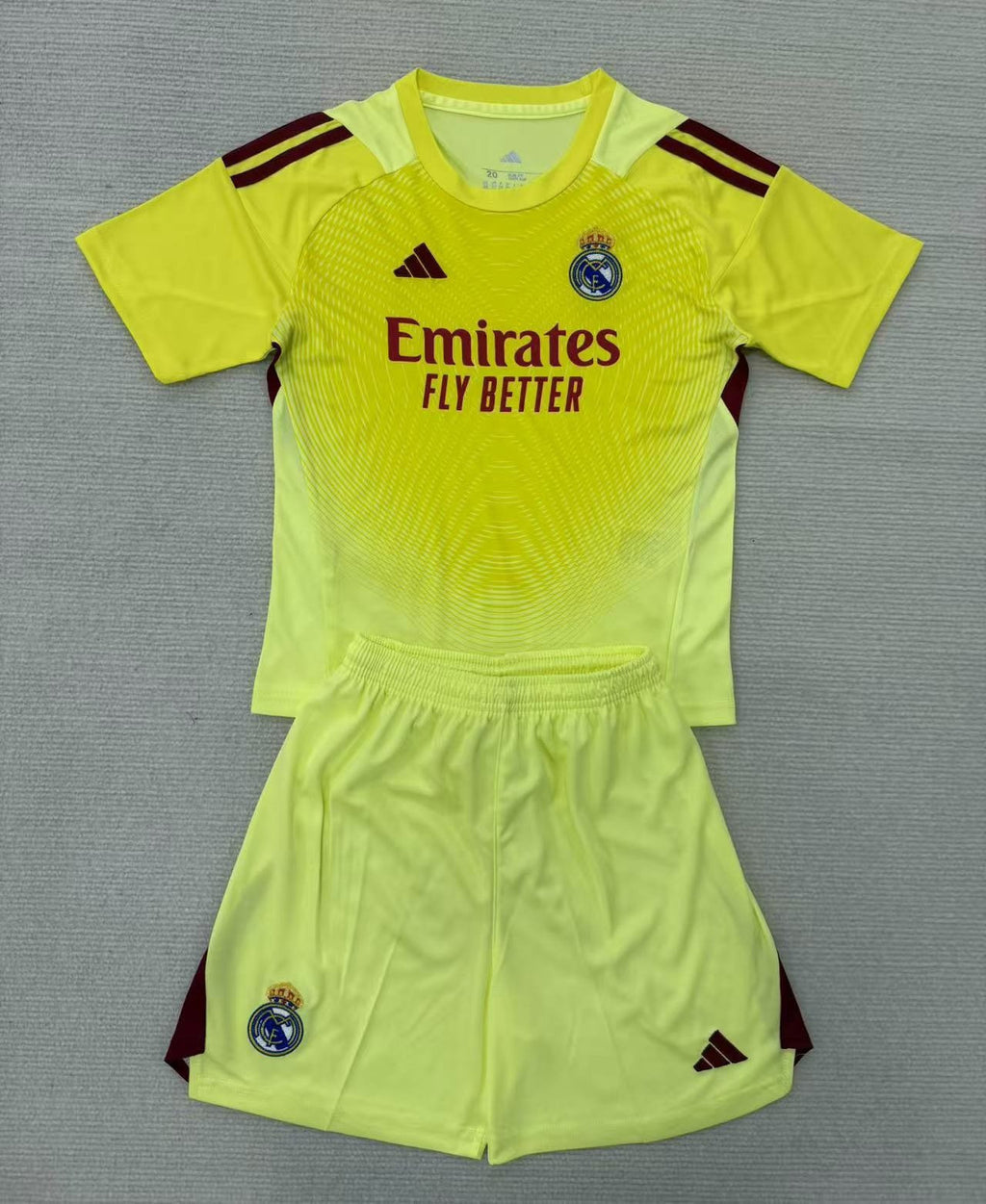 Real Madrid 2025-2026 Goalkeeper Jersey Set - Vibrant Light Blue