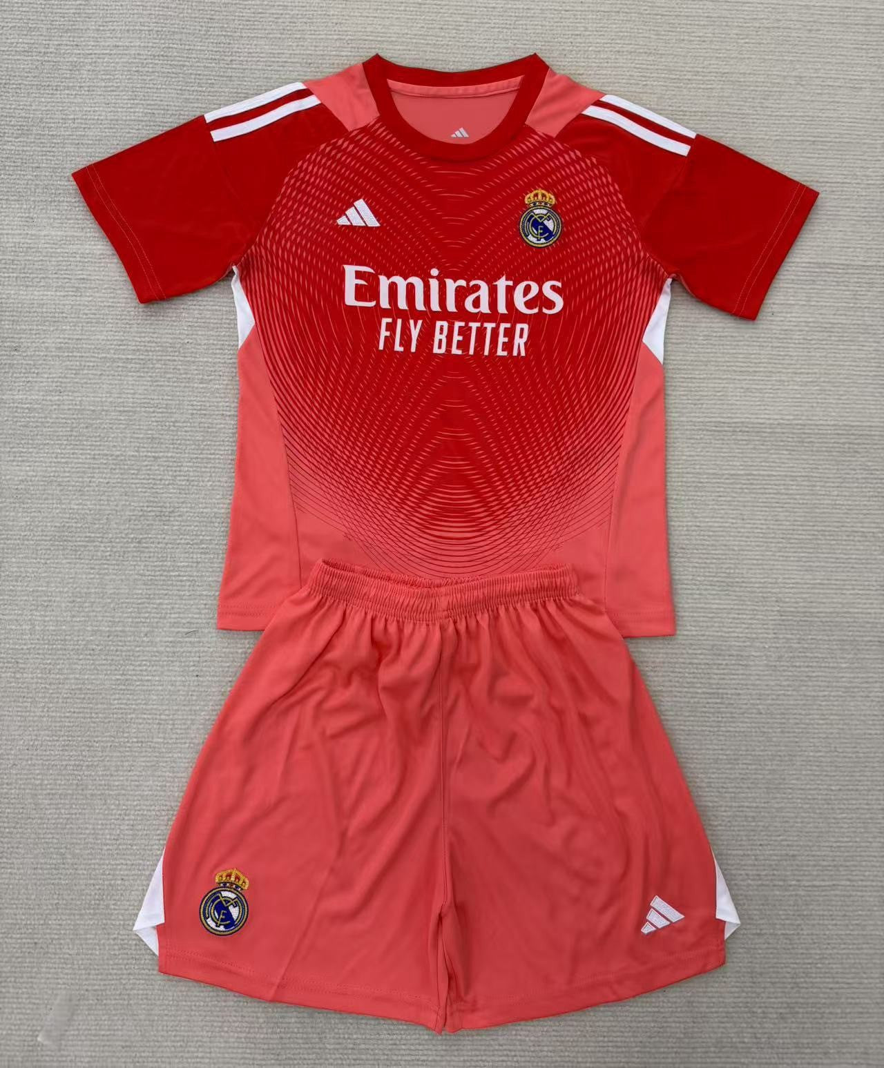 Real Madrid 2025-2026 Goalkeeper Jersey Set - Vibrant Orange