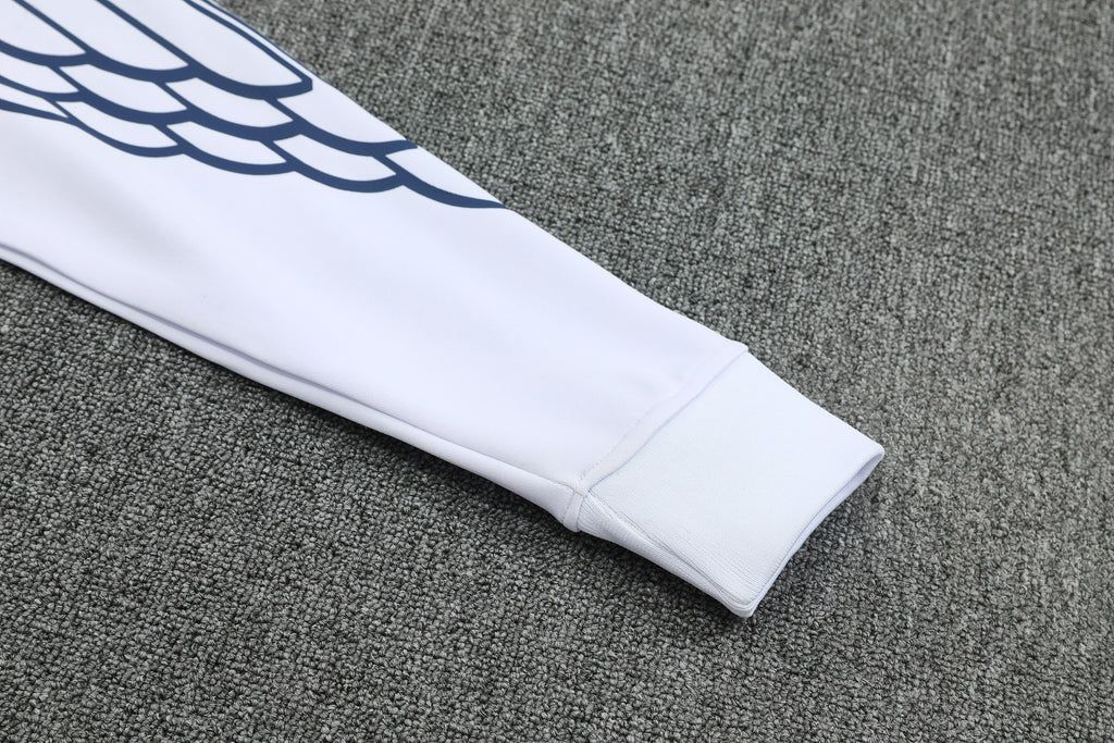 Paris Saint-Germain 2025/26 Soccer Training Set – Parisian Elegance in White and Navy
