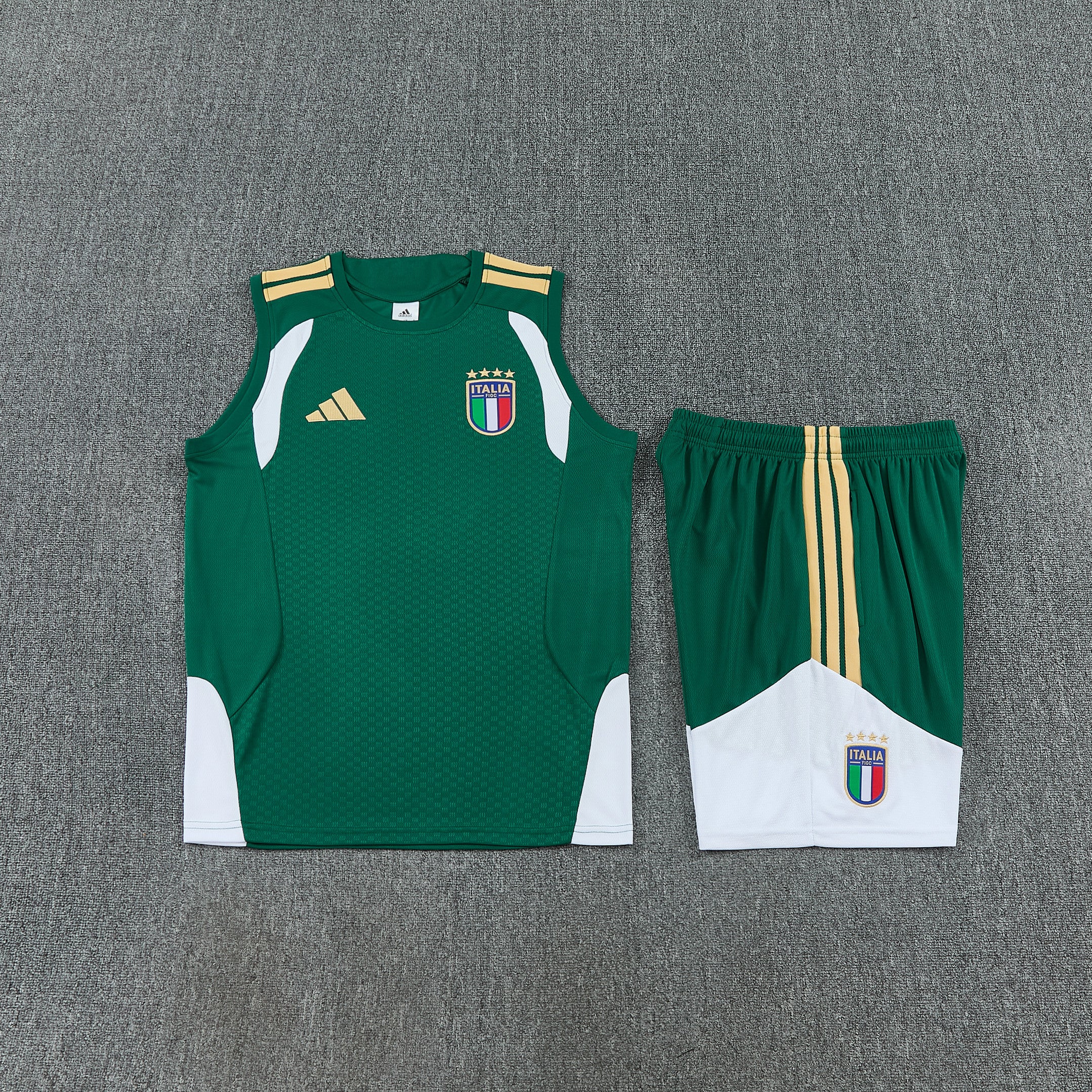 Italy 2026-27 Sleeveless Training Set Men Soccer Kit – Green